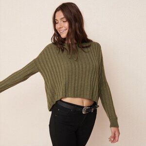 Garage Women's Small Green Cropped Oversized Sweater Long-sleeved